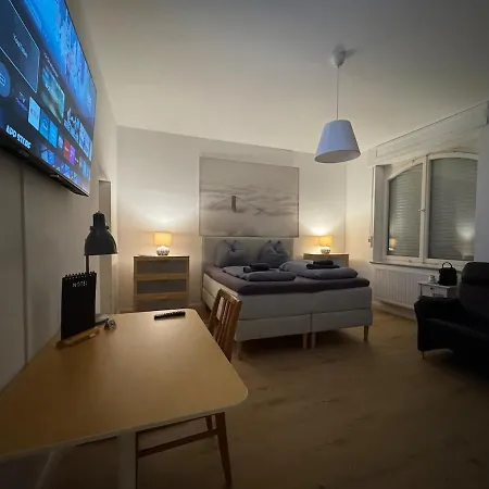 36Qm2 Hochwertiges Apartment Mit Whirlpool & Queensize-Bett, Eigene Terrasse 60Qm2, Eigener Kostenloser Parkplatz, Self-Checkin, 55 Zoll Tv , Naehe Ulm Und Universitaet Apartman Blaustein